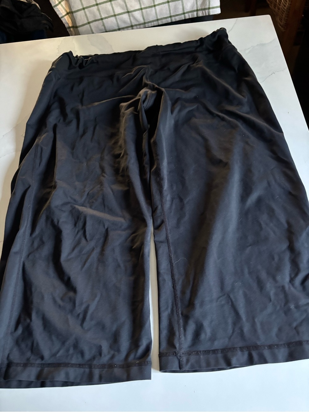 Vintage lululemon athletica Black Women's Capri Pants